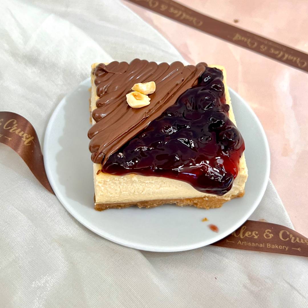 Half & Half Cheesecake [Nutella & Blueberry]